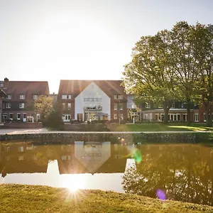 Hotell Steigenberger Treudelberg