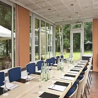 Park Hotel Hamburg Arena 3*,